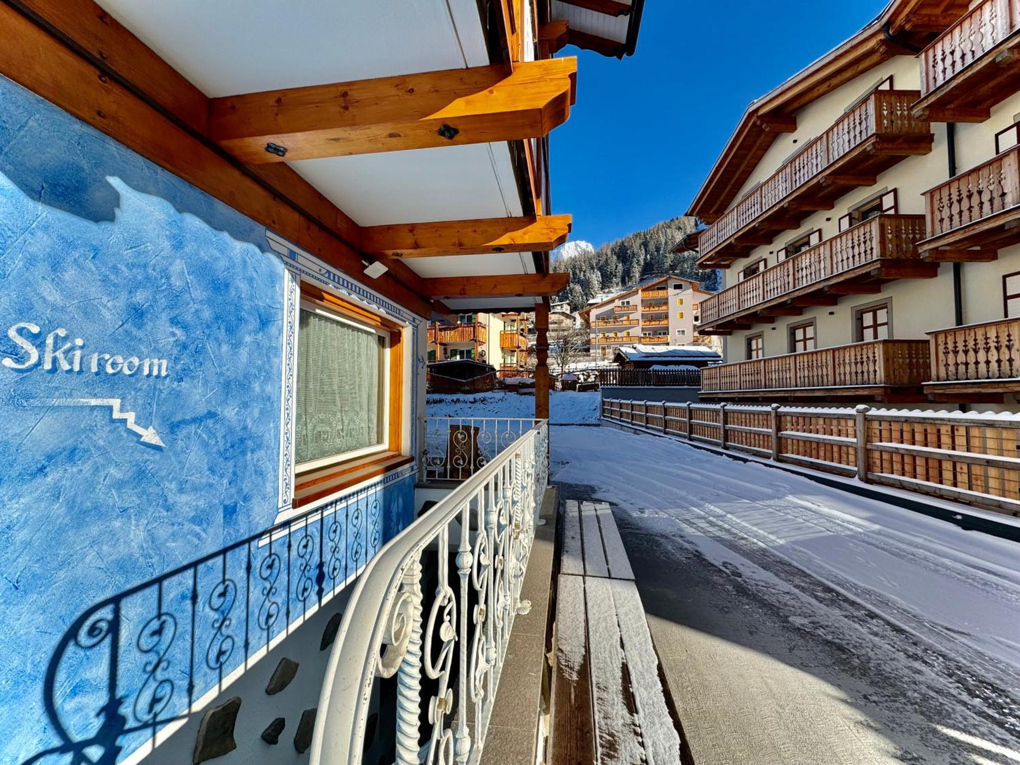 B&B Family Accommodation Canazei Bike Friendly Extérieur photo