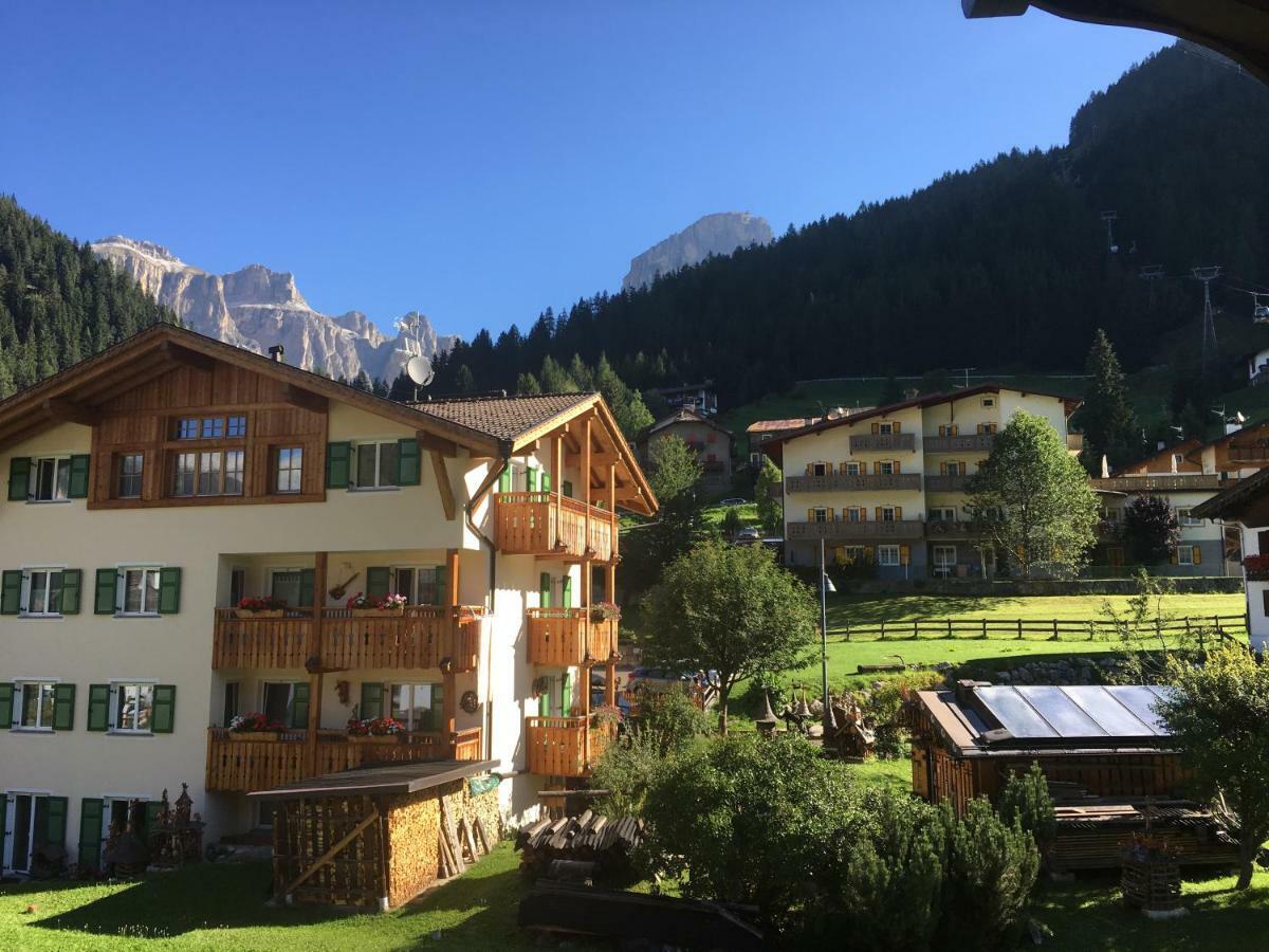 B&B Family Accommodation Canazei Bike Friendly Extérieur photo